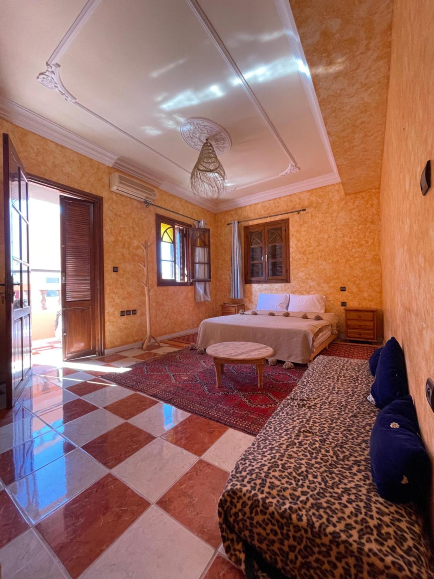 Хостел Berber Waves Surf House Tamraght Экстерьер фото