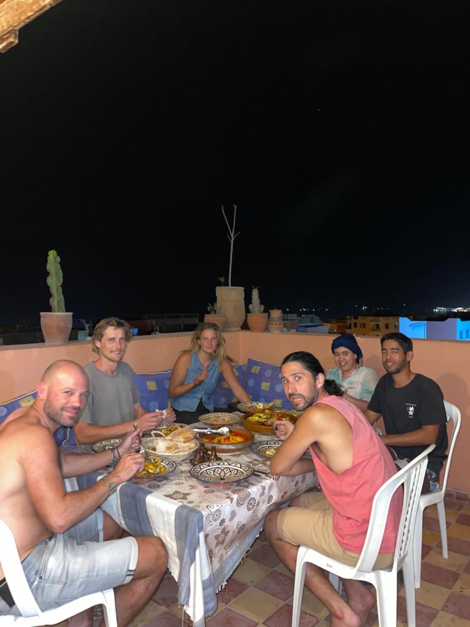 Хостел Berber Waves Surf House Tamraght Экстерьер фото