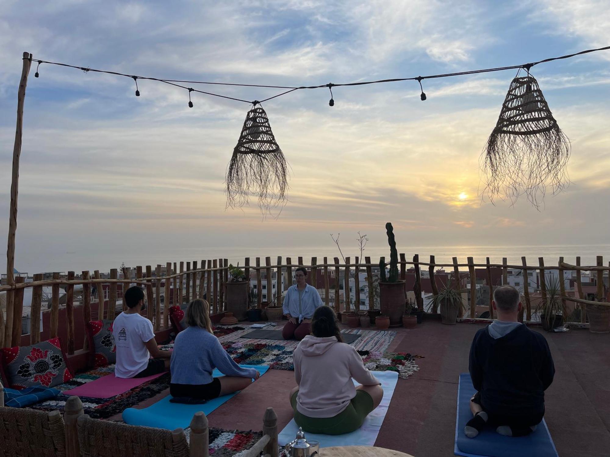 Хостел Berber Waves Surf House Tamraght Экстерьер фото